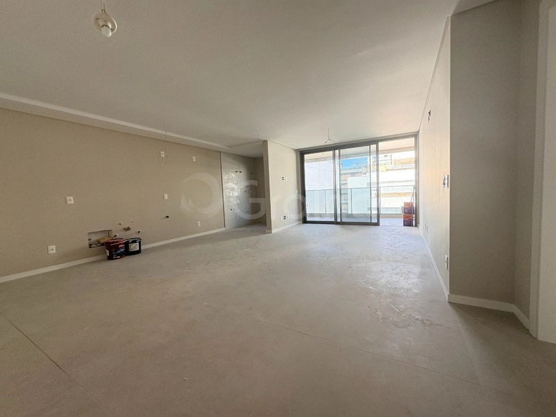 Apartamento com 3 suítes no Estreito: 2ª foto da galeria de imagens do imóvel