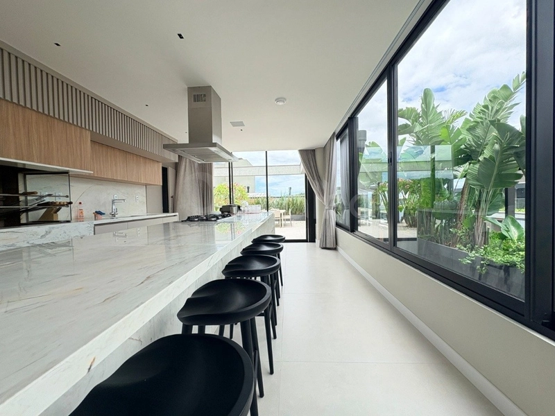 Apartamento com 3 suítes em Jurerê: 16ª foto da galeria de imagens do imóvel