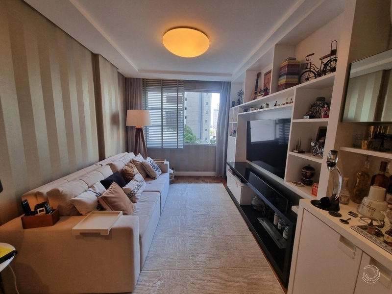 Apartamento no Centro com 3 dormitórios e 1 vaga de garagem: 3ª foto da galeria de imagens do imóvel