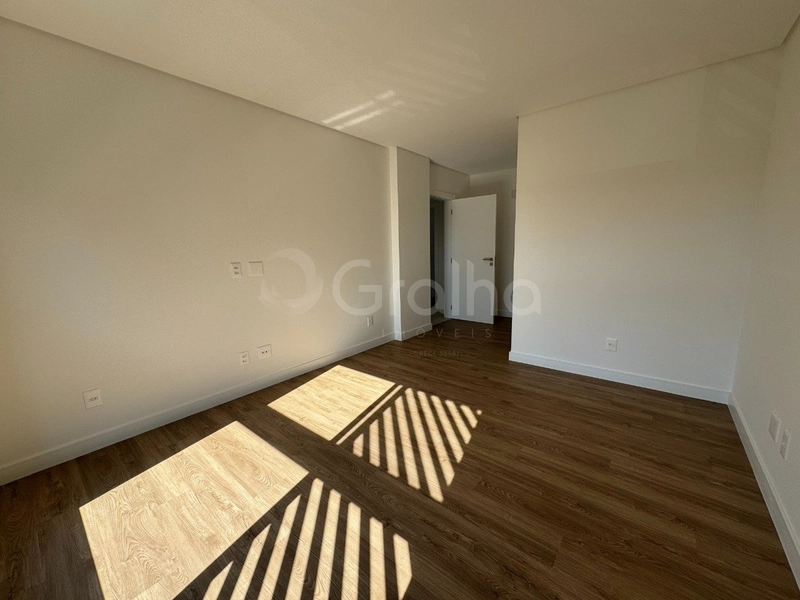 Apartamento com 3 suítes em Jurerê: 4ª foto da galeria de imagens do imóvel