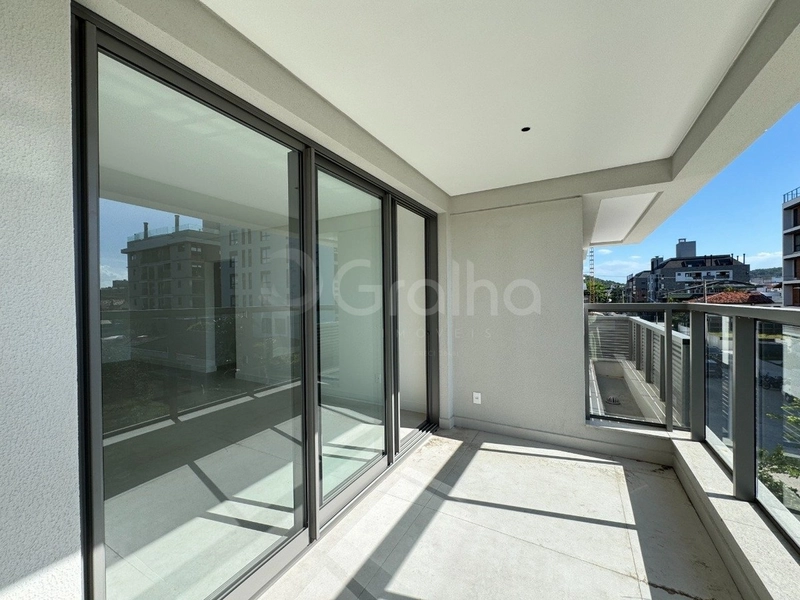 Apartamento com 3 suítes em Jurerê: 8ª foto da galeria de imagens do imóvel