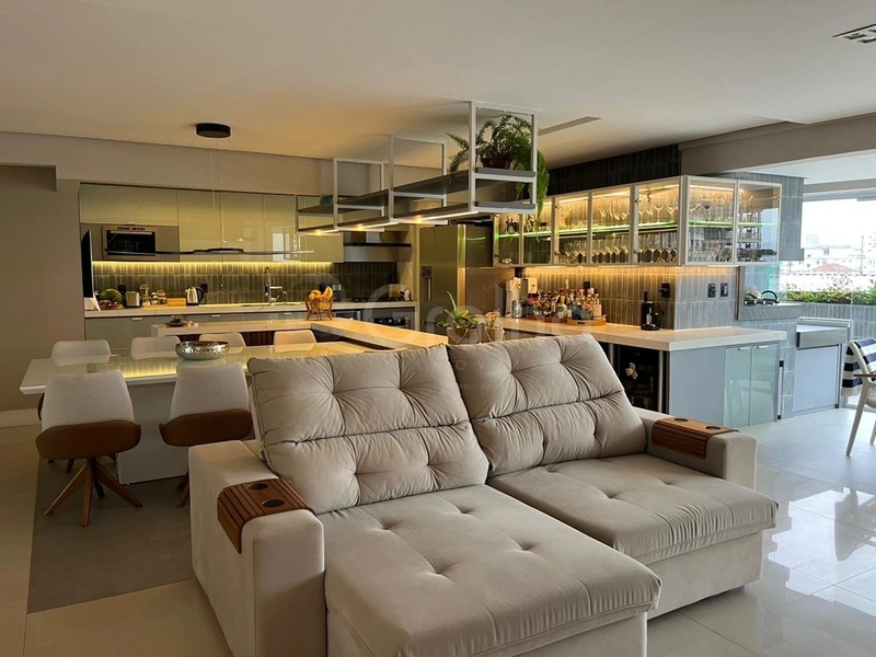 Apartamento  com 3 suítes no bairro Estreito: 5ª foto da galeria de imagens do imóvel