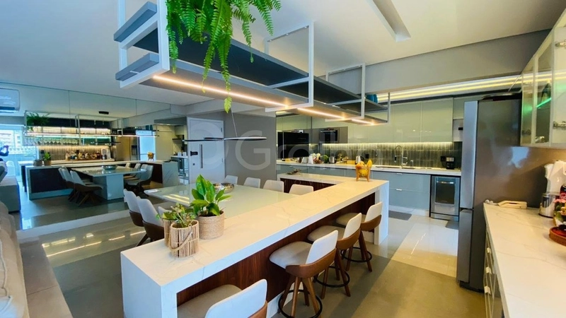 Apartamento  com 3 suítes no bairro Estreito: 7ª foto da galeria de imagens do imóvel