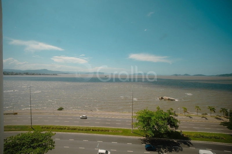 Apartamento com 3 dormitórios, sendo 1 suíte na Beira Mar: 3ª foto da galeria de imagens do imóvel