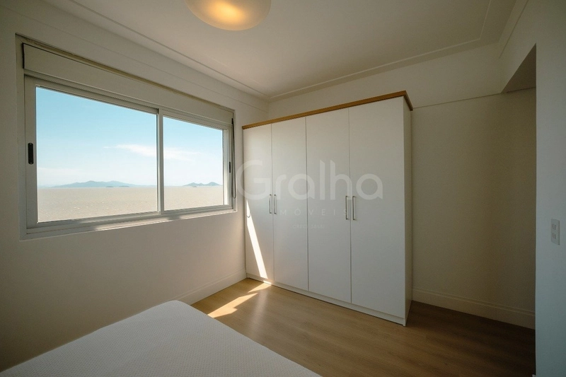 Apartamento com 3 dormitórios, sendo 1 suíte na Beira Mar: 10ª foto da galeria de imagens do imóvel