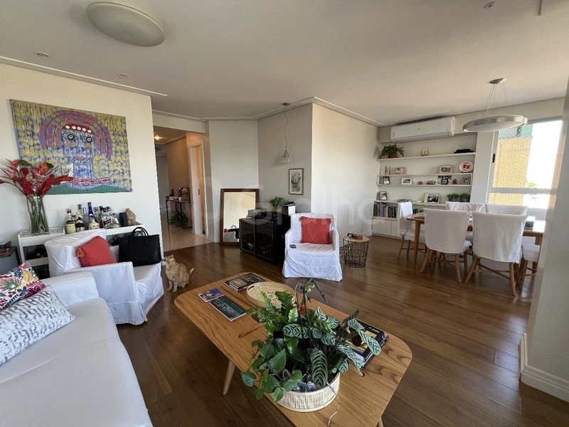 Apartamento com 3 dormitórios, sendo 1 suíte no Centro: 6ª foto da galeria de imagens do imóvel