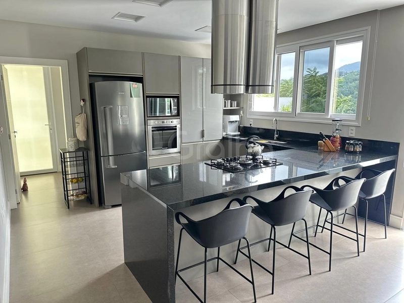 Casa residencial com 3 suítes no Córrego Grande: 6ª foto da galeria de imagens do imóvel