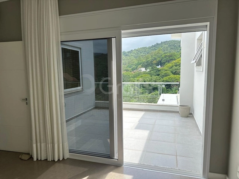 Casa residencial com 3 suítes no Córrego Grande: 11ª foto da galeria de imagens do imóvel