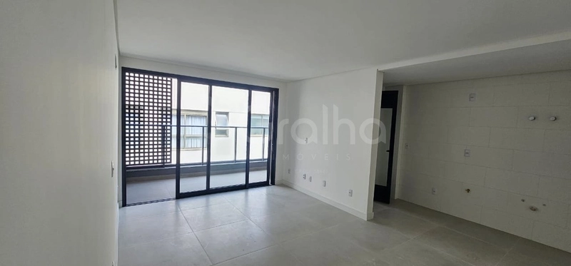 Apartamento com 2 suítes no João Paulo