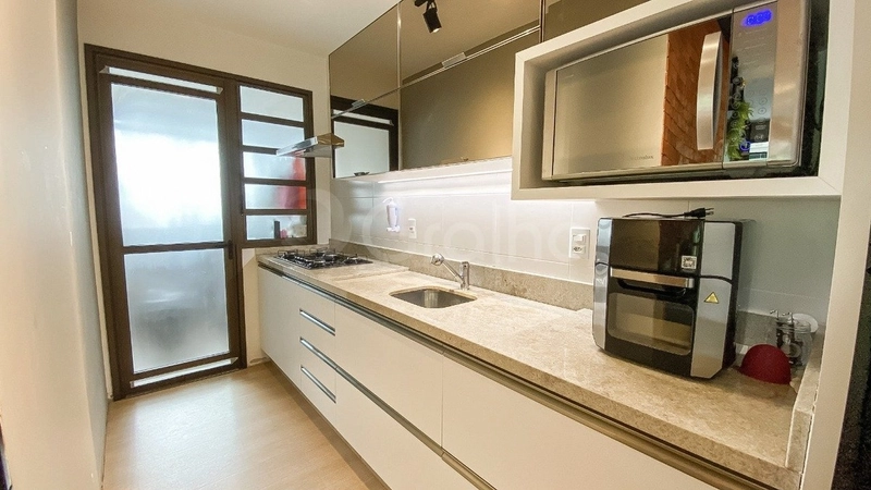 Apartamento com 2 dormitórios, sendo 1 suíte, no Itacorubi: 3ª foto da galeria de imagens do imóvel