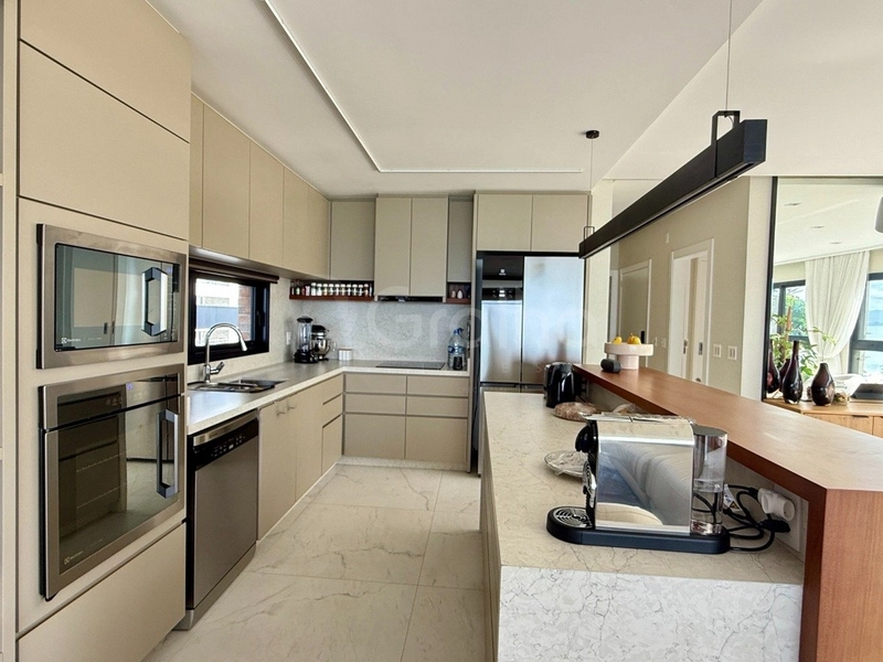 Apartamento com 3 suítes em Jurerê: 10ª foto da galeria de imagens do imóvel