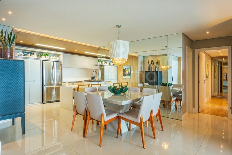 Apartamento com 4 suítes no Centro: 15ª foto da galeria de imagens do imóvel