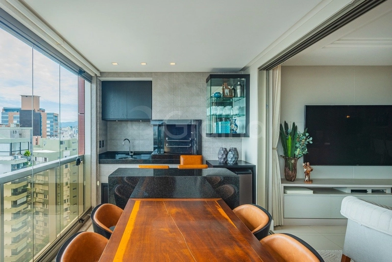 Apartamento com 4 suítes no Centro: 9ª foto da galeria de imagens do imóvel