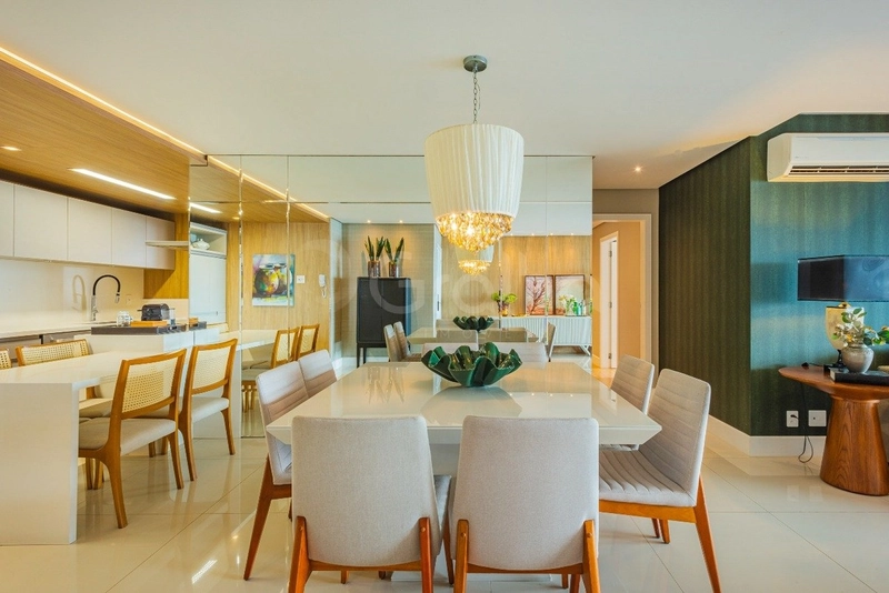 Apartamento com 4 suítes no Centro: 18ª foto da galeria de imagens do imóvel