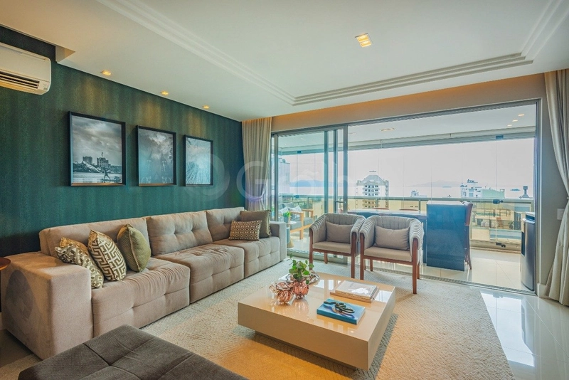 Apartamento com 4 suítes no Centro: 3ª foto da galeria de imagens do imóvel