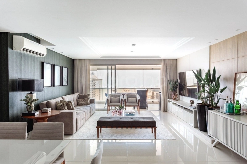 Apartamento com 4 suítes no Centro: 1ª foto da galeria de imagens do imóvel