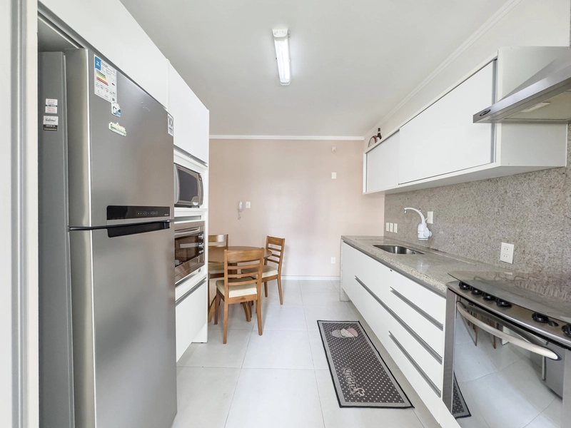 Apartamento com 3 dormitórios, sendo 2 suítes, no Centro: 8ª foto da galeria de imagens do imóvel