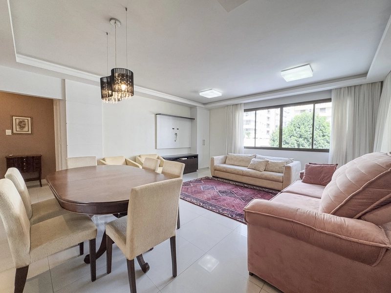 Apartamento com 3 dormitórios, sendo 2 suítes, no Centro: 2ª foto da galeria de imagens do imóvel