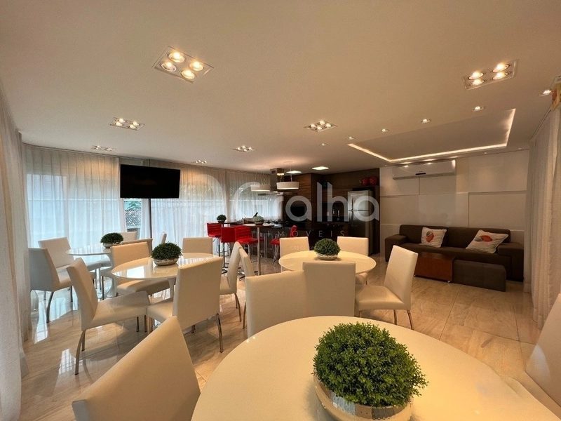 Apartamento com 3 suítes na Agronômica: 14ª foto da galeria de imagens do imóvel