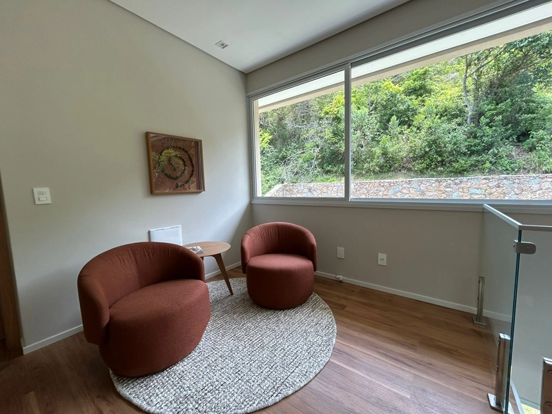 Casa residencial com 4 suítes na Praia Brava: 10ª foto da galeria de imagens do imóvel