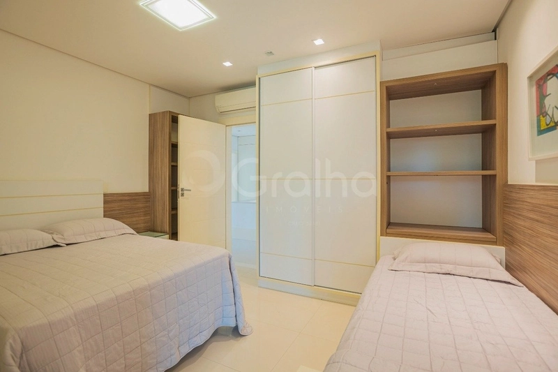 Casa com 6 dormitórios, sendo 5 suítes, em Jurerê Internacional: 29ª foto da galeria de imagens do imóvel