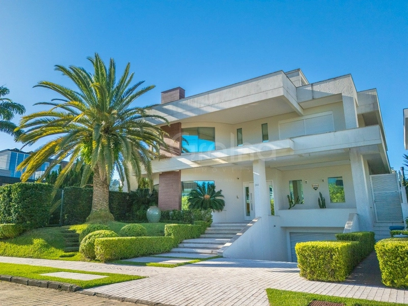 Casa com 6 dormitórios, sendo 5 suítes, em Jurerê Internacional: 46ª foto da galeria de imagens do imóvel