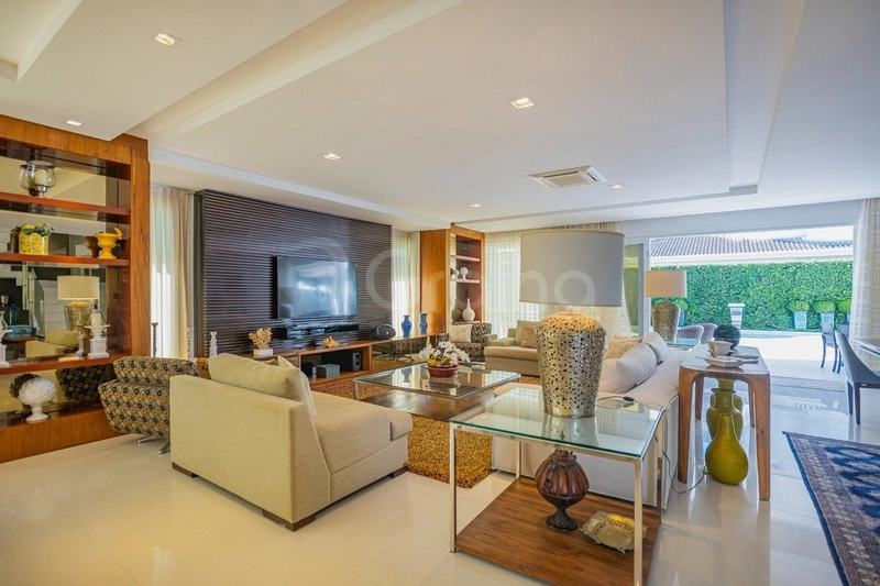 Casa com 6 dormitórios, sendo 5 suítes, em Jurerê Internacional: 8ª foto da galeria de imagens do imóvel
