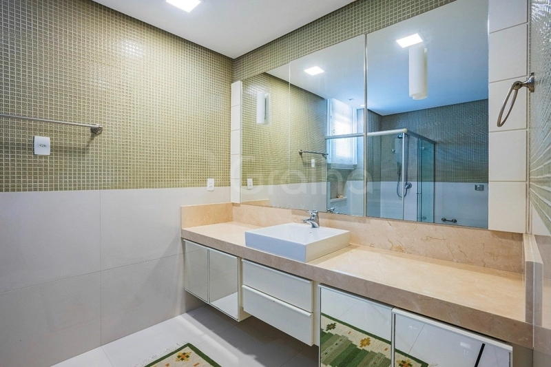 Casa com 6 dormitórios, sendo 5 suítes, em Jurerê Internacional: 30ª foto da galeria de imagens do imóvel