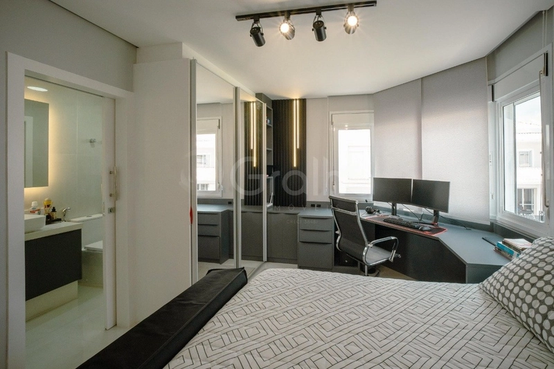 Apartamento com 3 dormitórios, sendo 2 suítes, em Jurerê: 22ª foto da galeria de imagens do imóvel