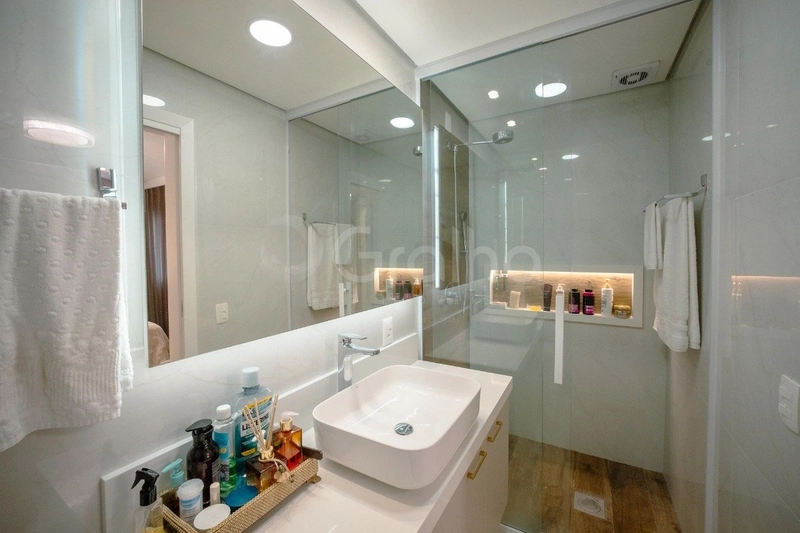 Apartamento com 3 dormitórios, sendo 2 suítes, em Jurerê: 20ª foto da galeria de imagens do imóvel