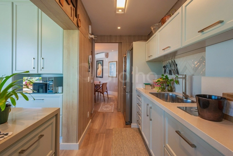 Cobertura com 2 dormitórios, sendo 1 suíte, no Córrego Grande: 8ª foto da galeria de imagens do imóvel