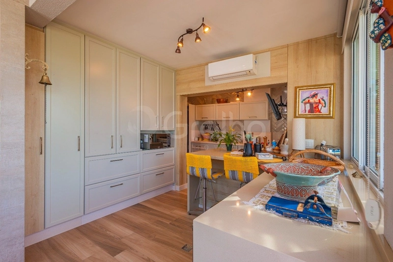 Cobertura com 2 dormitórios, sendo 1 suíte, no Córrego Grande: 11ª foto da galeria de imagens do imóvel