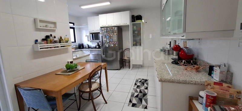 Apartamento com 4 dormitórios, sendo 2 suítes, no Centro: 11ª foto da galeria de imagens do imóvel