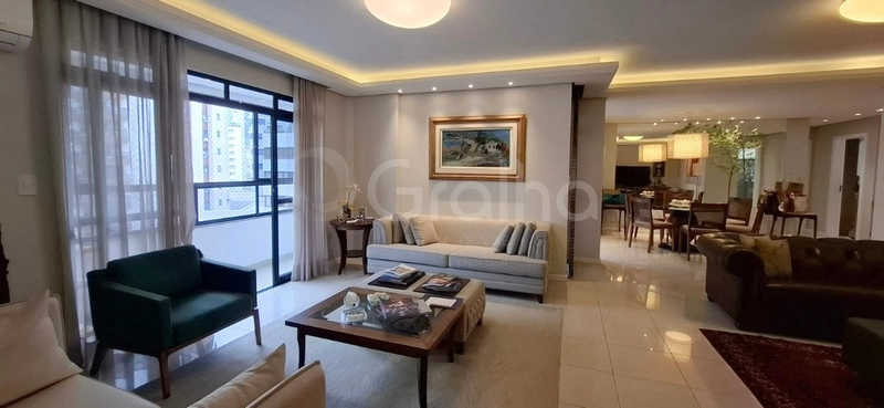 Apartamento com 4 dormitórios, sendo 2 suítes, no Centro: 1ª foto da galeria de imagens do imóvel