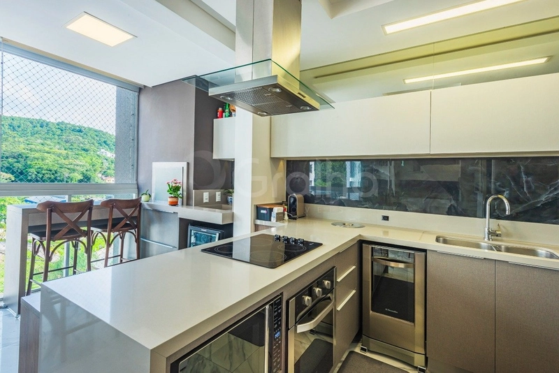 Apartamento com 3 dormitórios, sendo 1 suíte, no Itacorubi: 11ª foto da galeria de imagens do imóvel