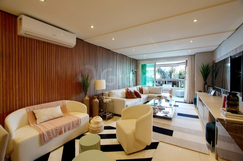 Apartamento com 3 suítes na Agronômica: 4ª foto da galeria de imagens do imóvel