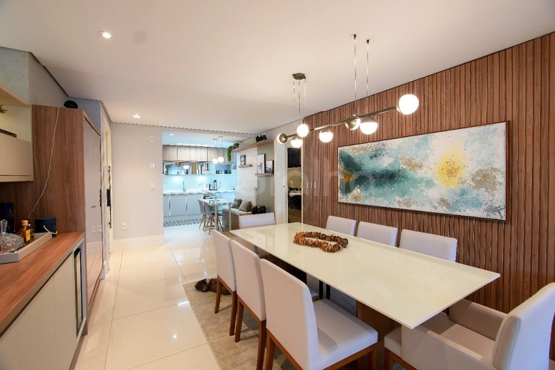 Apartamento com 3 suítes na Agronômica: 5ª foto da galeria de imagens do imóvel