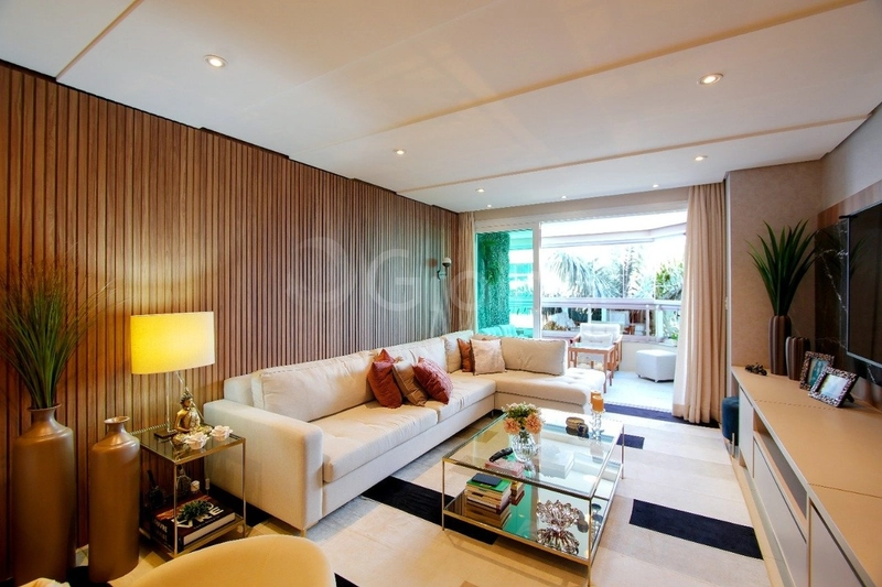 Apartamento com 3 suítes na Agronômica: 1ª foto da galeria de imagens do imóvel