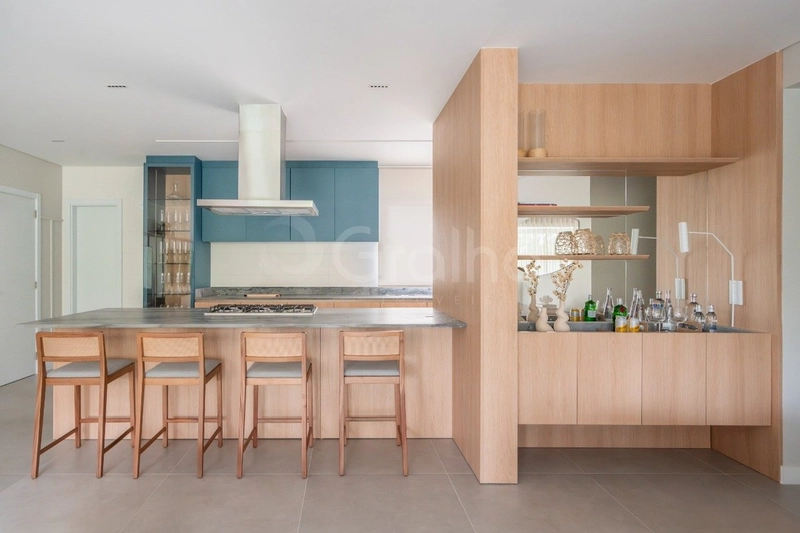 Apartamento com  3 suítes em Cacupé: 9ª foto da galeria de imagens do imóvel