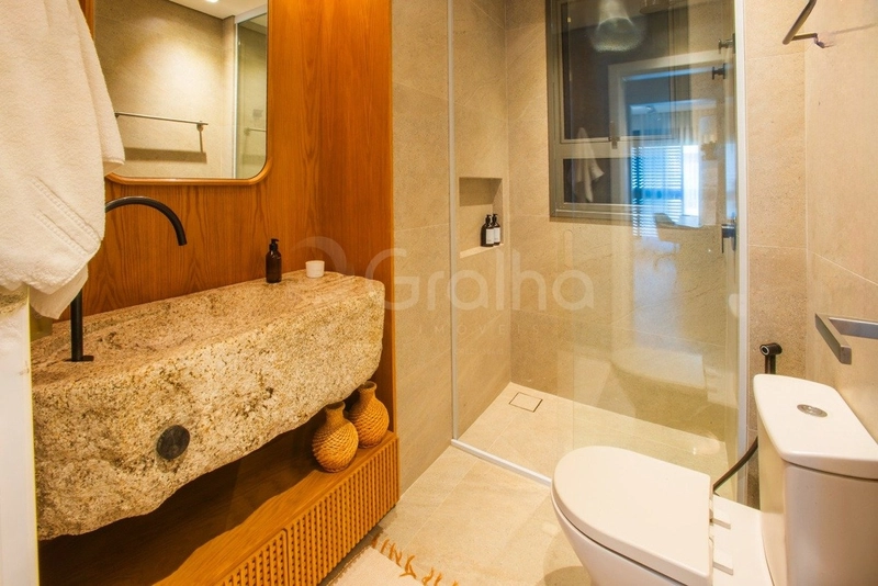Apartamento com 2 dormitórios, sendo 1 suíte, em Jurerê: 21ª foto da galeria de imagens do imóvel
