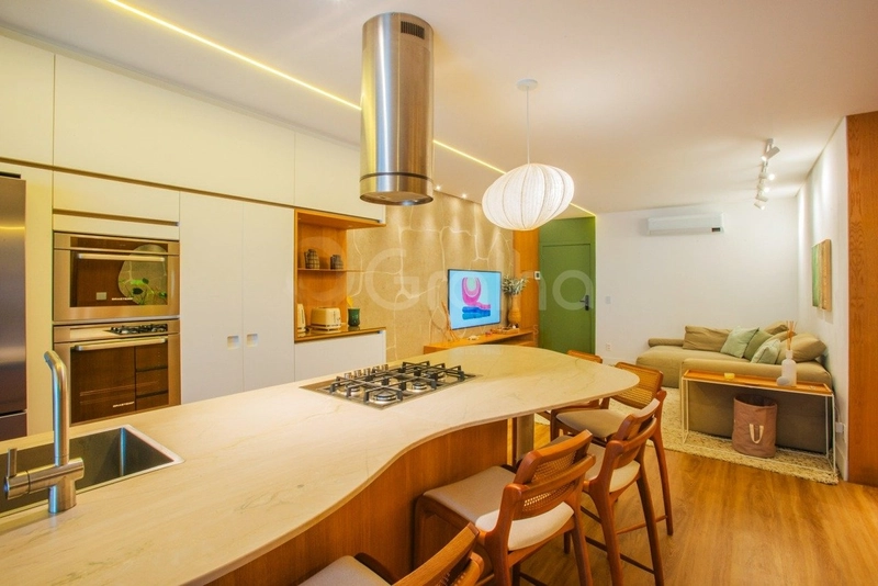 Apartamento com 2 dormitórios, sendo 1 suíte, em Jurerê: 13ª foto da galeria de imagens do imóvel