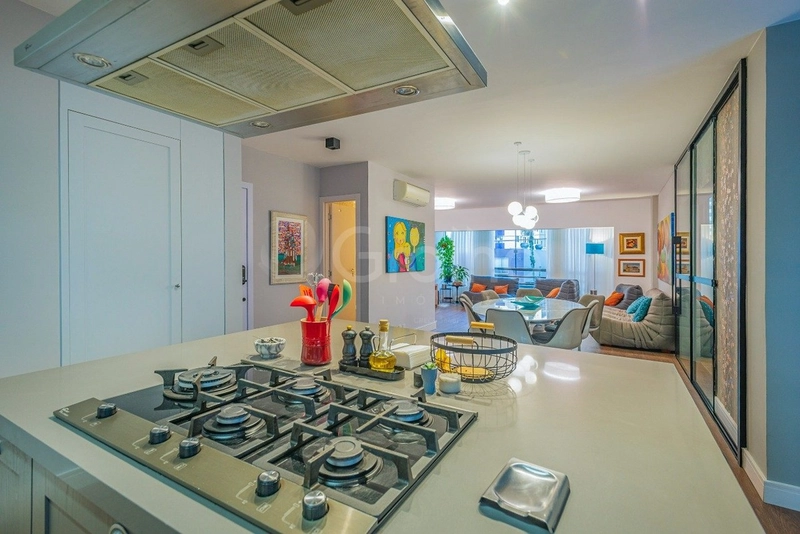 Apartamento com 3 dormitórios, sendo 1 suíte, no Centro: 14ª foto da galeria de imagens do imóvel