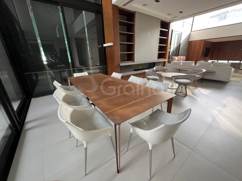 Casa condomínio com 5 dormitórios, sendo 3 suítes, no Cacupé: 4ª foto da galeria de imagens do imóvel