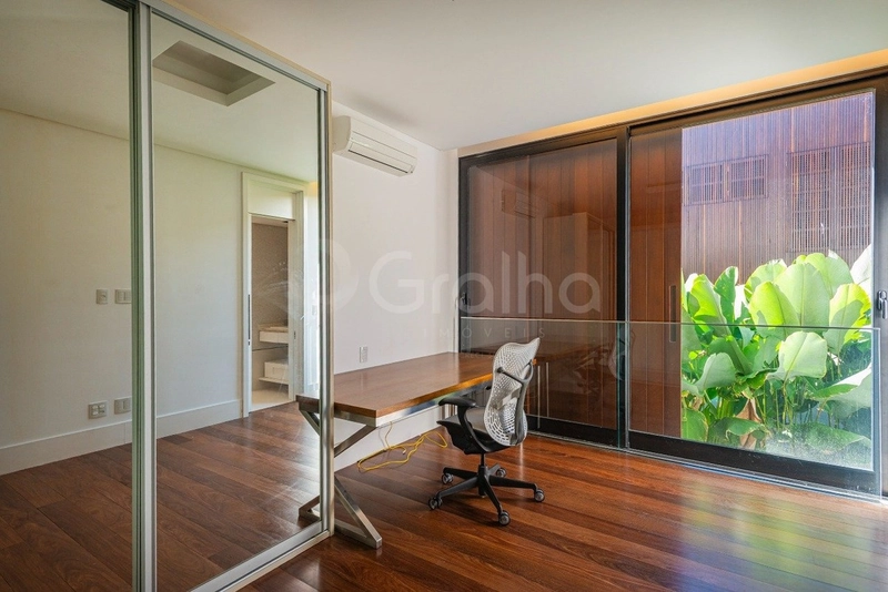 Casa condomínio com 5 dormitórios, sendo 3 suítes, no Cacupé: 29ª foto da galeria de imagens do imóvel