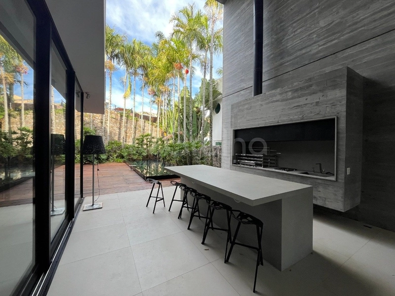Casa condomínio com 5 dormitórios, sendo 3 suítes, no Cacupé: 10ª foto da galeria de imagens do imóvel