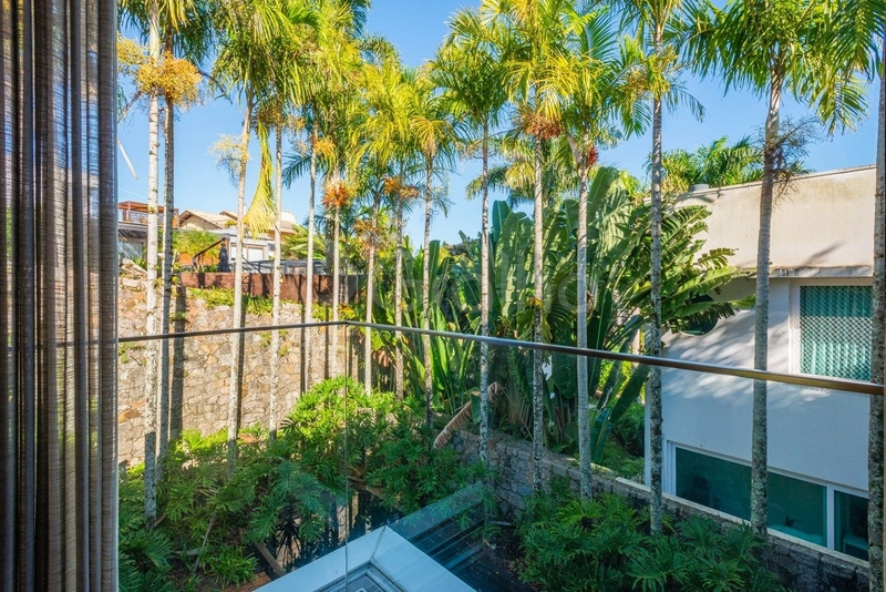 Casa condomínio com 5 dormitórios, sendo 3 suítes, no Cacupé: 25ª foto da galeria de imagens do imóvel
