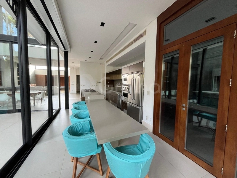 Casa condomínio com 5 dormitórios, sendo 3 suítes, no Cacupé: 6ª foto da galeria de imagens do imóvel