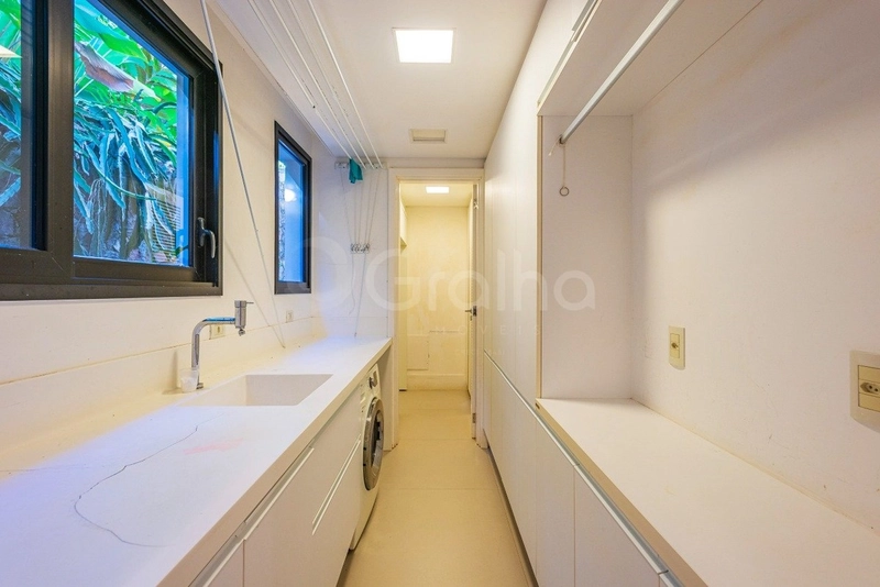 Casa condomínio com 5 dormitórios, sendo 3 suítes, no Cacupé: 17ª foto da galeria de imagens do imóvel