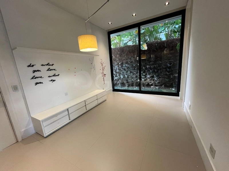 Casa condomínio com 5 dormitórios, sendo 3 suítes, no Cacupé: 11ª foto da galeria de imagens do imóvel