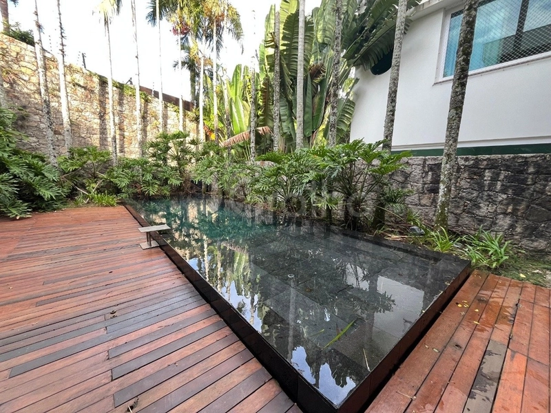 Casa condomínio com 5 dormitórios, sendo 3 suítes, no Cacupé: 7ª foto da galeria de imagens do imóvel